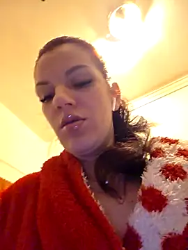 SweetMomy  online show from April 15, 2:51 am