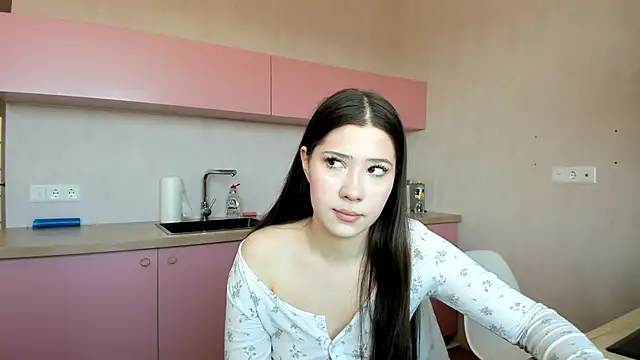 Snapshot of bina_mima chatting on April 7, 9:10 am bina mima online show from April 7, 9:10 am