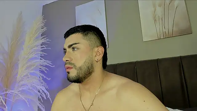 Alexander Diazz online show from May 23, 2:54 pm