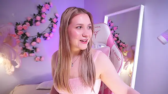 Emilicious online show from May 11, 1:39 pm