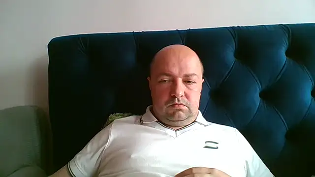 Luceriusbigass online show from May 16, 7:05 am