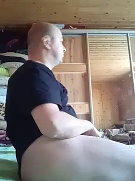 Luceriusbigass online show from May 24, 7:24 am