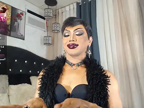 Snapshot of ButtWhoreBELLA chatting on July 2, 1:17 pm ButtWhoreBELLA online show from July 2, 1:17 pm