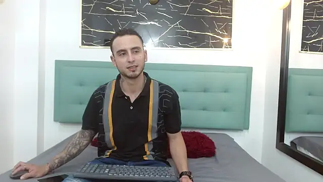 PowerLustX online show from May 2, 3:44 am