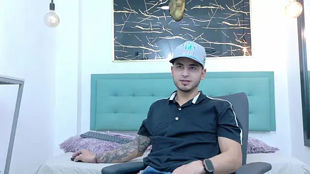 PowerLustX online show from June 20, 3:31 am