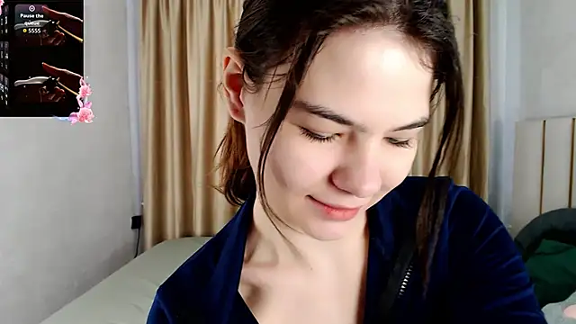 sweetybunny  online show from May 1, 5:01 am