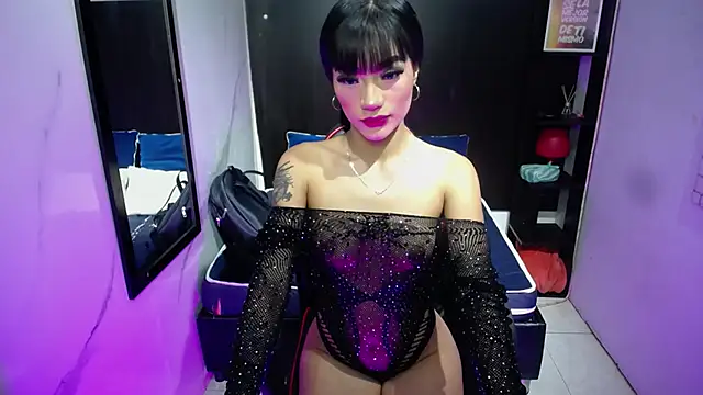 m o r i t a online show from May 9, 8:36 pm