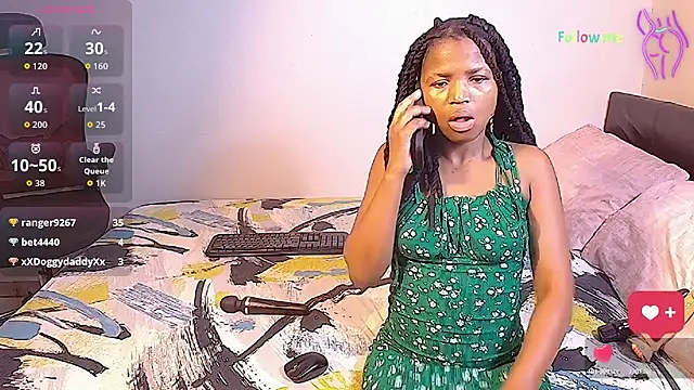 CocoaBelle online show from April 20, 6:53 pm