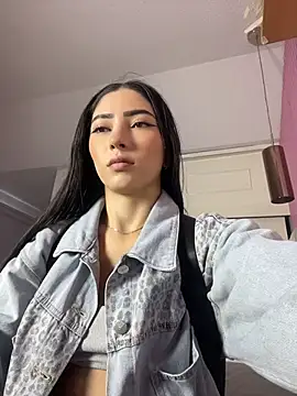 AMBERBUNNY  online show from May 20, 12:33 pm