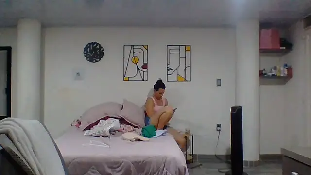 Snapshot of valery_fitt chatting on June 13, 2:09 am valery fitt online show from June 13, 2:09 am