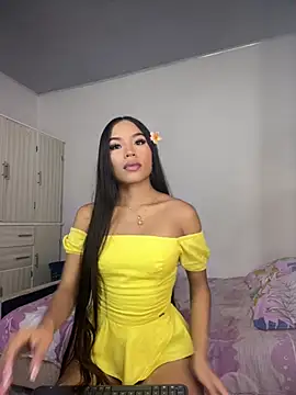 pocahontasbaby  online show from April 24, 11:51 pm