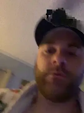 MrBiggles69 online show from April 11, 7:45 am