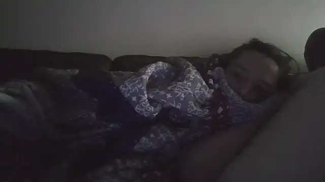 lily1982 online show from April 27, 3:10 pm