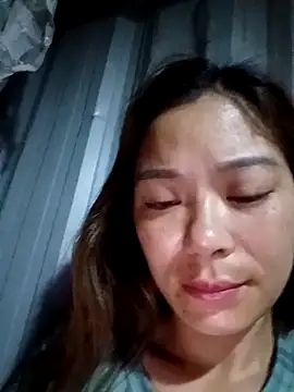 mia0033 online show from May 7, 10:15 pm