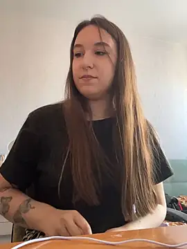 RiannaBrown online show from April 14, 3:12 am