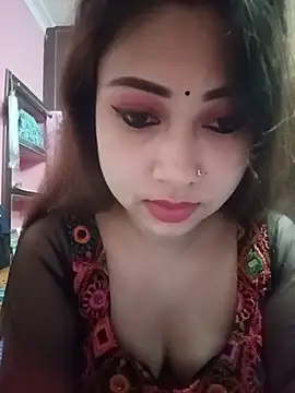 Snapshot of Hot_Soniya_08 chatting on July 16, 8:20 am Hot Soniya 08 online show from July 16, 8:20 am