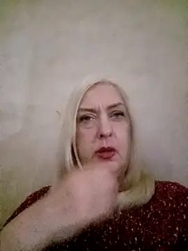 Julia20X online show from April 28, 9:53 pm