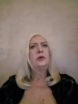 Julia20X online show from May 10, 9:58 am