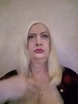 Julia20X online show from May 29, 10:35 am