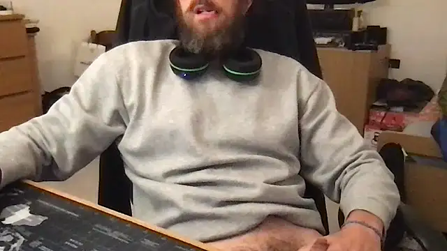 Snapshot of betawow chatting on April 12, 2:11 pm betawow online show from April 12, 2:11 pm