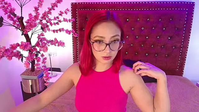 Amelie adams online show from May 8, 11:26 am