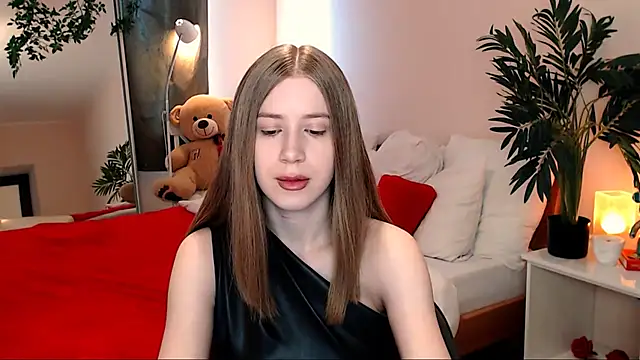cheeky chick online show from May 26, 1:18 pm