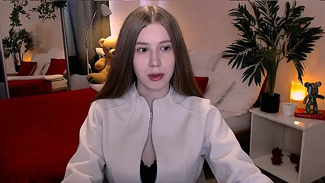 Snapshot of cheeky_chick chatting on July 14, 10:09 am cheeky chick online show from July 14, 10:09 am