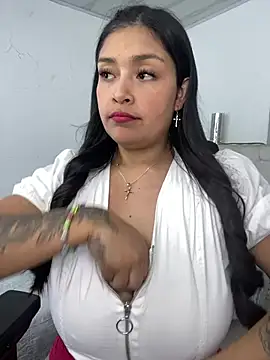 Simplemente Aurora online show from June 5, 8:47 pm