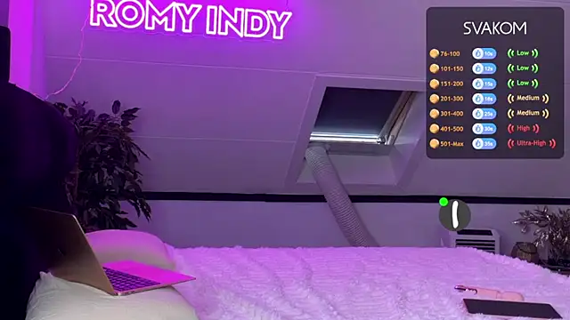 princessromyindy online show from April 23, 11:20 am