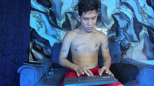 Mateo and Jose online show from May 21, 5:14 am