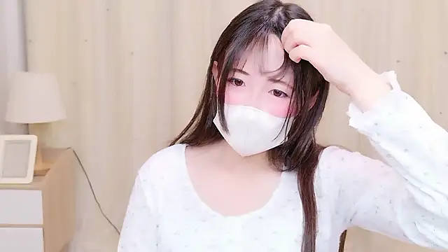 Satomi nn online show from May 17, 12:30 am