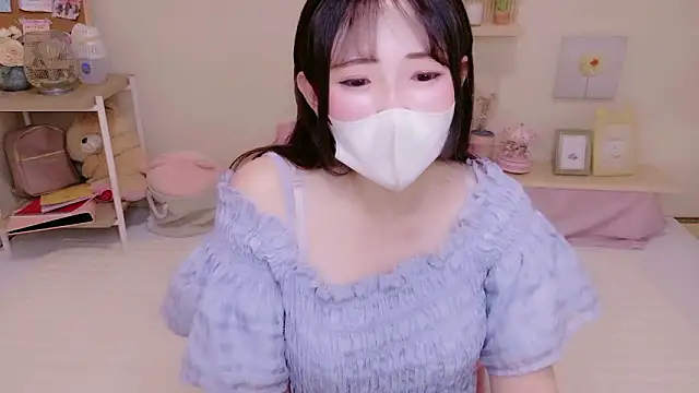Satomi nn online show from May 30, 12:41 am