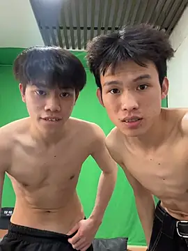 Snapshot of titi-999 chatting on April 9, 9:26 am titi-999 online show from April 9, 9:26 am