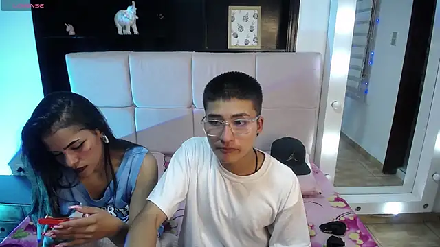 Snapshot of Tony_1_ chatting on April 14, 3:12 am Tony 1 online show from April 14, 3:12 am