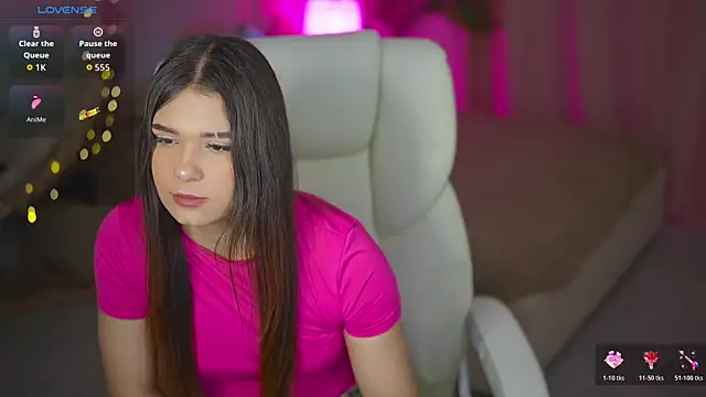 MeJessieDream online show from April 14, 5:57 am