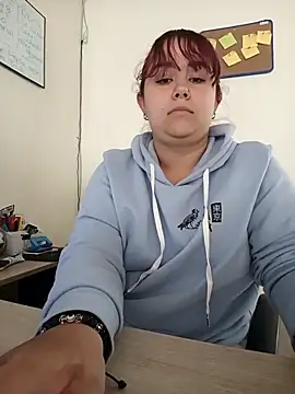 AliceScoot  online show from May 7, 5:51 pm