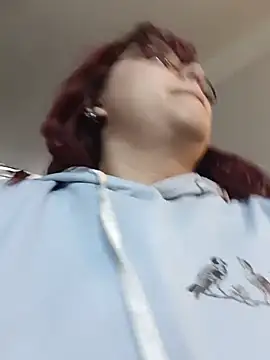 AliceScoot  online show from June 5, 6:24 pm