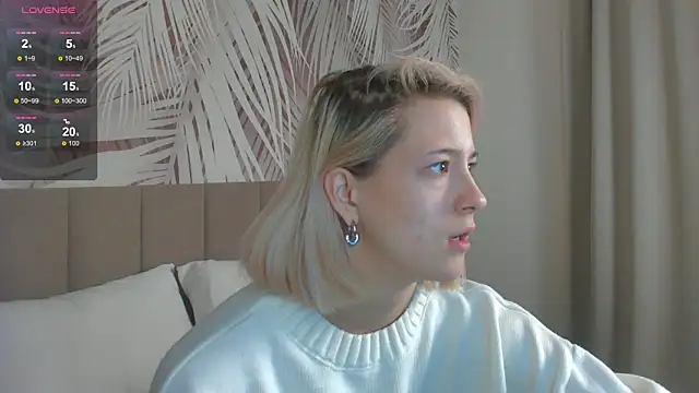 Lizzyvega online show from May 24, 2:05 am