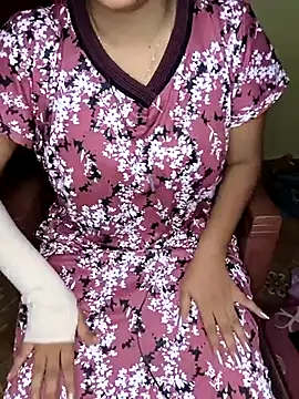 Tamilmoon006 online show from May 4, 12:01 pm
