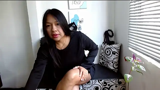 alisonnturbay online show from May 13, 2:14 pm