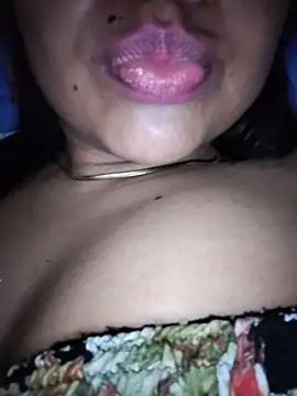 alisonnturbay online show from June 27, 2:49 am
