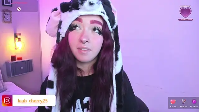 Leah cherry online show from May 20, 9:43 pm