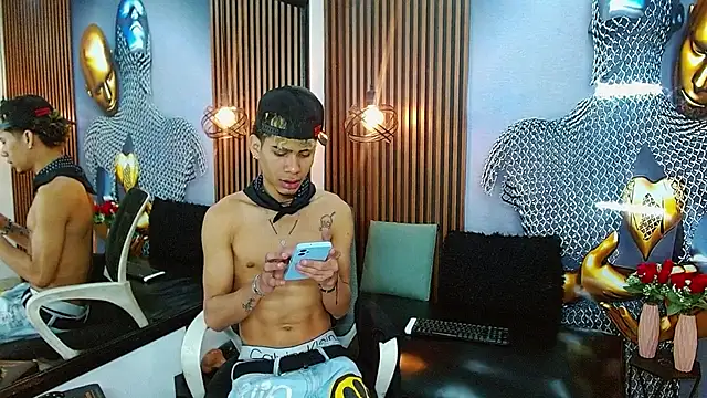 Skinny cute Alyer online show from July 8, 2:38 am