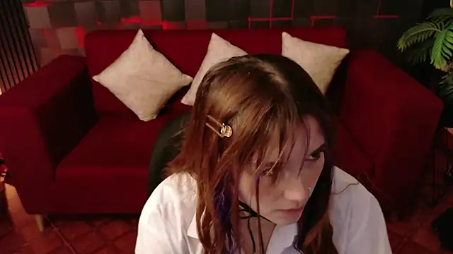 Emily Cherry  online show from July 18, 3:27 pm