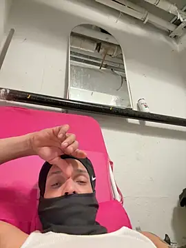 Thurealsexy online show from April 9, 7:19 pm