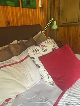 Snapshot of smarinloch chatting on April 14, 7:42 pm smarinloch online show from April 14, 7:42 pm