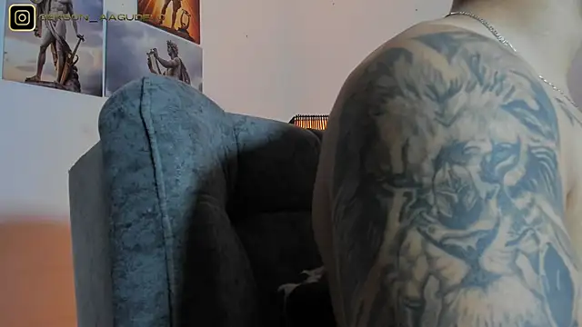 Snapshot of Gersonzt chatting on June 11, 12:32 am Gersonzt online show from June 11, 12:32 am