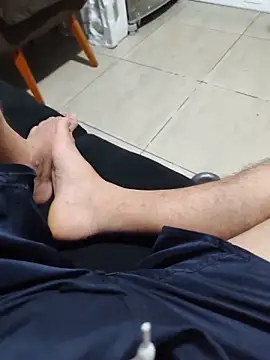 Fofinho44 online show from May 15, 11:23 pm