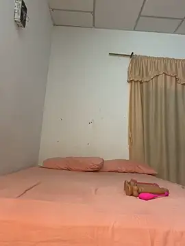 princess Curves online show from May 15, 7:54 pm