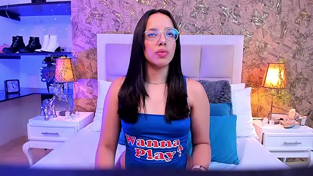 ValkyriaSteel online show from May 3, 7:42 pm